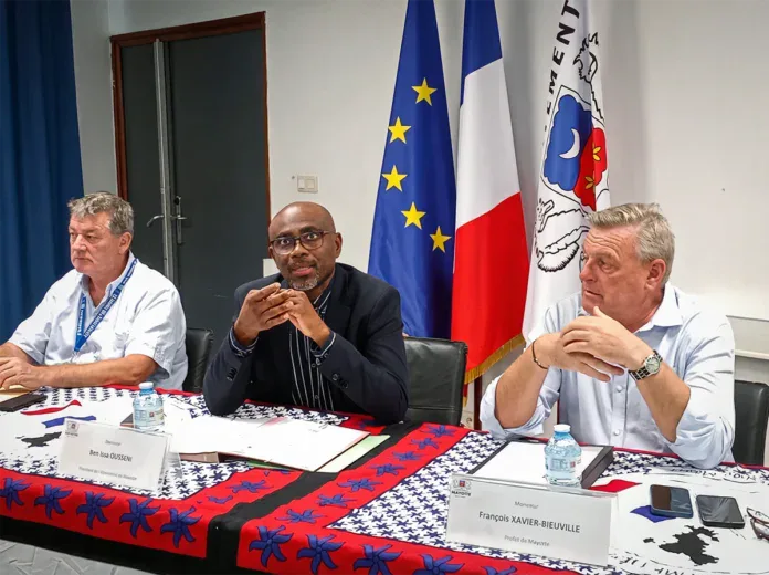 Le département de Mayotte demande davantage que les 100 millions promis par l'Etat