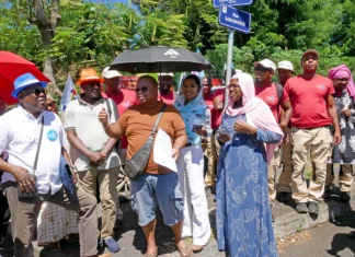 Les enseignants mobilisés dénoncent la précarité et le manque de dialogue Les enseignants mobilisés dénoncent la précarité et le manque de dialogue