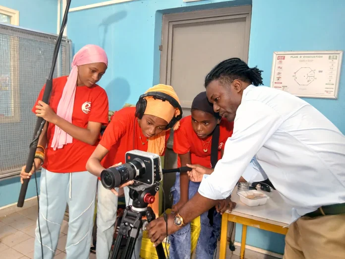 Un atelier cinéma intensif au collège de Doujani avec le réalisateur Nahid Abdourraquib