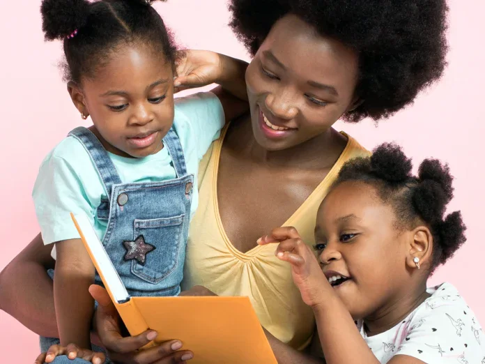 Un atelier lecture parents-enfants pour renforcer le lien familial