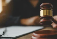 Un policier condamné pour violences sur fond de conflit familial Un policier condamné pour violences sur fond de conflit familial