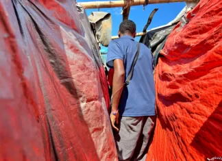 Le spectre d’Ebola plane sur le camp de Tsoundzou 2 Le spectre d'Ebola plane sur le camp de Tsoundzou 2