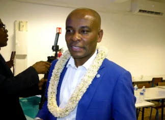 Ambdilwahedou Soumaïla élu président de l’Association des maires de Mayotte Ambdilwahedou Soumaïla élu président de l’Association des maires de Mayotte