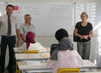 Bac 2027 : la rectrice Valérie Debuchy en visite au lycée Younoussa Bamana pour la première épreuve anticipée de mathématiques Bac 2027 : la rectrice Valérie Debuchy en visite au lycée Younoussa Bamana pour la première épreuve anticipée de mathématiques