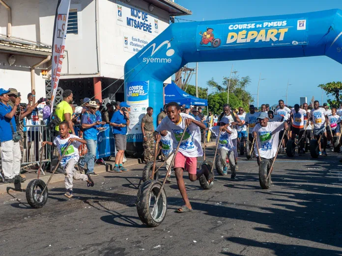Course de pneus : une tradition qui fait toujours courir Mayotte