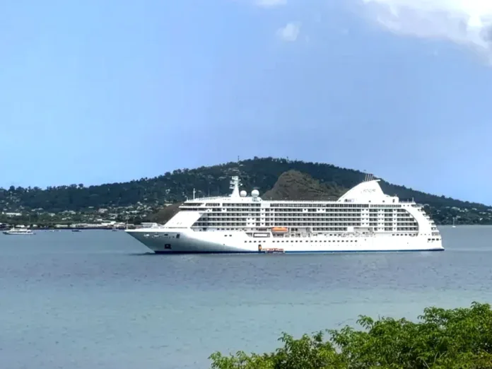 Croisière : le Seven Seas Navigator referme une saison encourageante à Mayotte