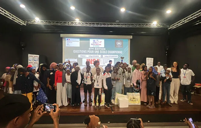 Le concours « Questions pour une école championne » franchit un cap historique