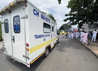 Les ambulanciers du CHM brandissent la menace d’une grève illimitée à partir du 24 juin Les ambulanciers du CHM brandissent la menace d'une grève illimitée à partir du 24 juin