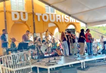 Mamoudzou : les élèves de l’École de musique brillent sur scène entre tradition et modernité Mamoudzou : les élèves de l’École de musique brillent sur scène entre tradition et modernité