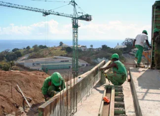 Mayotte 2026 : les cinq secteurs qui recrutent le plus Mayotte 2026 : les cinq secteurs qui recrutent le plus