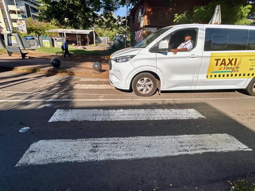 Passages piétons à Mayotte : quand traverser devient un parcours à risque