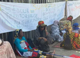 Vives réactions après les déclarations comoriennes : des collectifs bloquent la préfecture de Mayotte Vives réactions après les déclarations comoriennes : des collectifs bloquent la préfecture de Mayotte