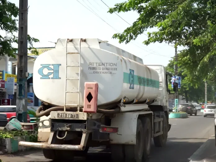 Comores : face à la crise du carburant, la société des hydrocarbures se défend