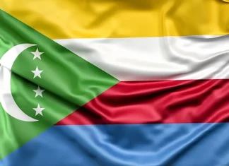 Comores : tollé après la publication par des ministres de drapeau sans les quatre étoiles Comores : tollé après la publication par des ministres de drapeau sans les quatre étoiles