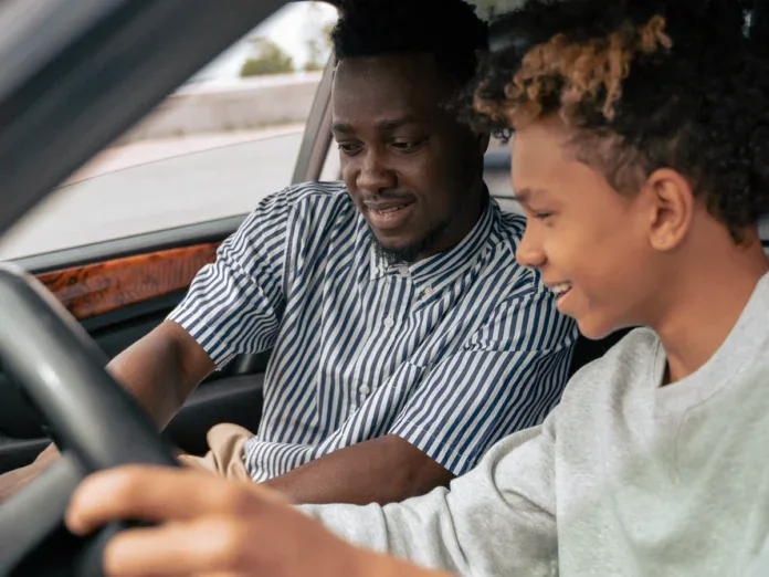 Le permis de conduire : un luxe qui freine l'accès à l'emploi à Mayotte Le permis de conduire : un luxe qui freine l'accès à l'emploi à Mayotte
