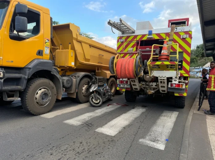Le pied d’un conducteur de deux-roues écrasé par un camion de 19 tonnes au niveau du Baobab Le pied d’un conducteur de deux-roues écrasé par un camion de 19 tonnes au niveau du Baobab