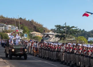 Mayotte célèbre le 14 juillet avec un important défilé à Mamoudzou Mayotte célèbre le 14 juillet avec un important défilé à Mamoudzou