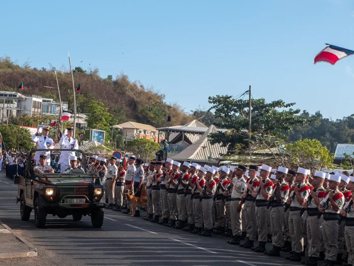 Mayotte célèbre le 14 juillet avec un important défilé à Mamoudzou