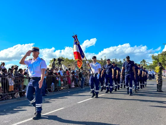 Mayotte c&eacute;l&egrave;bre le 14 juillet avec un important d&eacute;fil&eacute; &agrave; Mamoudzou