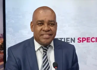 Saïd Larifou : il se défend de vouloir raviver un débat ancien entre les Comores et Mayotte Saïd Larifou : il se défend de vouloir raviver un débat ancien entre les Comores et Mayotte