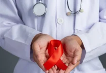 VIH à Mayotte : une épidémie qui progresse dans l’ombre VIH à Mayotte : une épidémie qui progresse dans l'ombre
