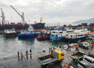 À Anjouan, des dockers réclament des rémunérations impayées depuis 2023 À Anjouan, des dockers réclament des rémunérations impayées depuis 2023