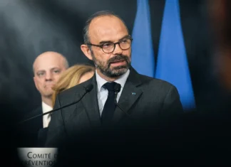 Face aux visites ministérielles, la colère monte contre des élus jugés inaudibles Face aux visites ministérielles, la colère monte contre des élus jugés inaudibles