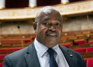 Mansour Kamardine : « Il y a urgence à décoloniser l’État à Mayotte » « Il y a urgence à décoloniser l'État à Mayotte »