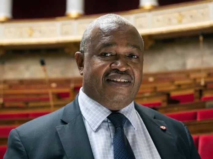 « Il y a urgence à décoloniser l'État à Mayotte »