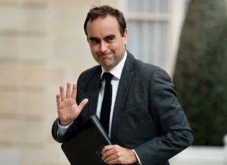 Lecornu à mayotte : la visite qui sent déjà la Présidentielle Lecornu à mayotte : la visite qui sent déjà la Présidentielle
