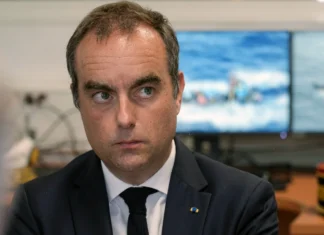Lecornu n’a convaincu aucun citoyen de Mayotte Lecornu n’a convaincu aucun citoyen de Mayotte