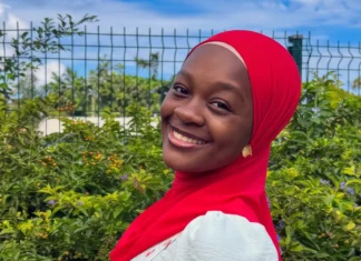 Maria des îles : le Kibushi, une langue au cœur de son identité Maria des îles : le Kibushi, une langue au cœur de son identité