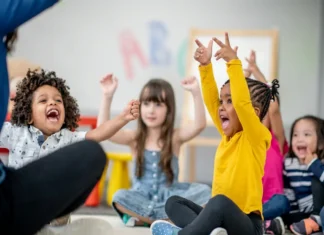 Rentrée 2026 à Mayotte : la course aux places en crèche reste un défi pour les familles Rentrée 2026 à Mayotte : la course aux places en crèche reste un défi pour les familles