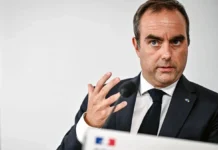 Sébastien Lecornu demande aux élus locaux d’assurer la refondation de leur île Sébastien Lecornu demande aux élus locaux d'assurer la refondation de leur île