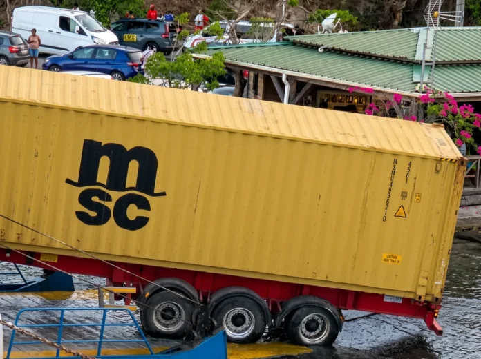 Un camion à l’origine de fortes perturbations sur la liaison maritime Un camion à l’origine de fortes perturbations sur la liaison maritime