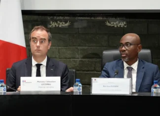 Visite de Sébastien Lecornu : Mayotte, territoire d’urgence ou tribune politique ? Visite de Sébastien Lecornu : Mayotte, territoire d’urgence ou tribune politique ?
