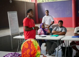 À Iloni, une formation pour accompagner les jeunes bacheliers À Iloni, une formation pour accompagner les jeunes bacheliers