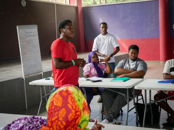 À Iloni, une formation pour accompagner les jeunes bacheliers