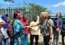 Au lycée du Nord, la visite de la rectrice ne met pas fin à la crise Au lycée du Nord, la visite de la rectrice ne met pas fin à la crise