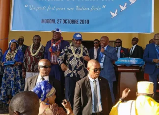 Comores : le parti au pouvoir accusé de blanchiment d’argent par un ancien ministre Comores : le parti au pouvoir accusé de blanchiment d’argent par un ancien ministre