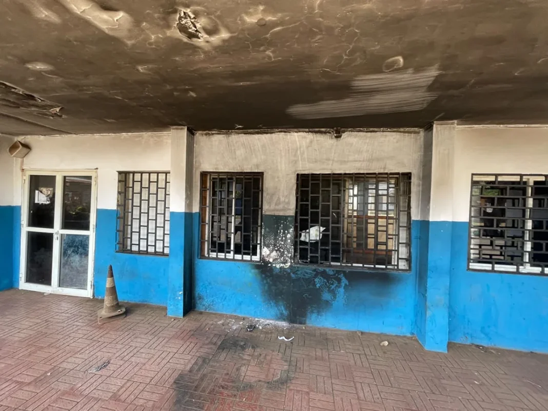 Comores : sept personnes inculpées pour l’incendie de l’aérogare de Mohéli