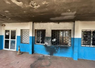 Comores : sept personnes inculpées pour l’incendie de l’aérogare de Mohéli Comores : sept personnes inculpées pour l’incendie de l’aérogare de Mohéli