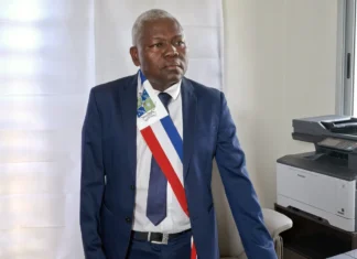 Coup de théâtre : Raos avait devancé la décision du tribunal administratif en publiant un nouvel arrêté municipal vendredi dernier Coup de théâtre : Raos avait devancé la décision du tribunal administratif en publiant un nouvel arrêté municipal vendredi dernier