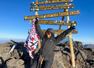 Fatima, gravir le Kilimandjaro pour reprendre sa vie en main Fatima, gravir le Kilimandjaro pour reprendre sa vie en main