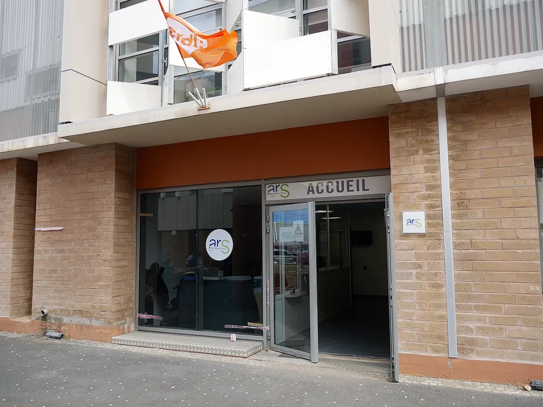 Grève à l’ARS, les agents réclament le départ du secrétaire général
