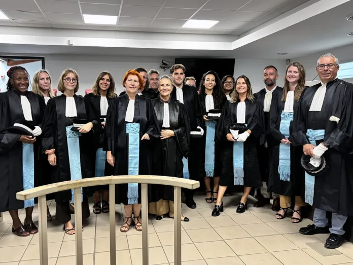 Le tribunal retrouve des effectifs mais reste sous pression