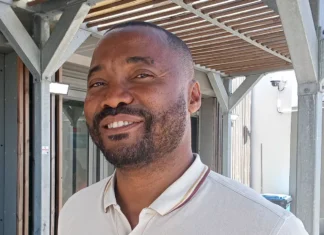Les leçons de la visite de Lecornu à Mayotte : « c’est le pansement qui a pris l’eau et qui pique plus fortement ! » Les leçons de la visite de Lecornu à Mayotte : « c’est le pansement qui a pris l’eau et qui pique plus fortement ! »