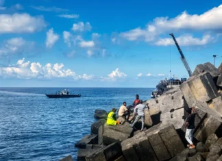 Comores : plus de 100 migrants interceptés au large de Moheli Plus de 100 migrants interceptés au large de Moheli