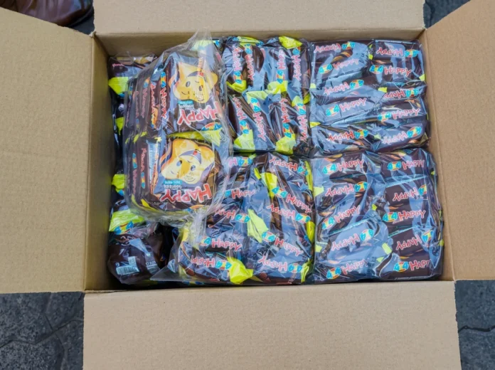 Plus de 150 000 biscuits contrefaits saisis au port de Longoni