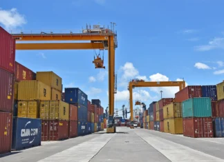 Port de Longoni : quand le Département-Région joue l’apprenti sorcier contre la population mahoraise Port de Longoni : quand le Département-Région joue l’apprenti sorcier contre la population mahoraise